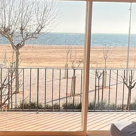 Voramar Palamos, Desconnexio A Primera Linia