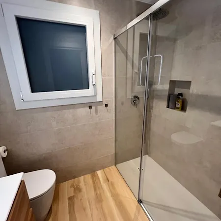 Voramar Palamos, Desconnexio A Primera Linia Palamós